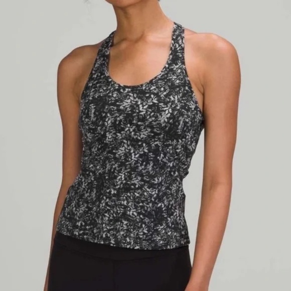 Lululemon Athletica Black and White Patterned Tank Top - Picture 2 of 8